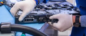 Tại Sao Nên Thuê Dịch Vụ Bảo Trì Server Doanh Nghiệp?