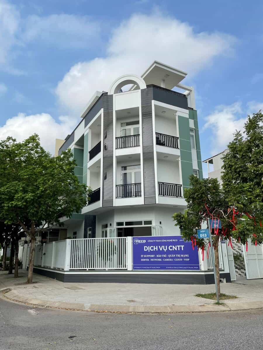 Văn phòng công ty cung cấp dịch vụ IT chuyên nghiệp PECO